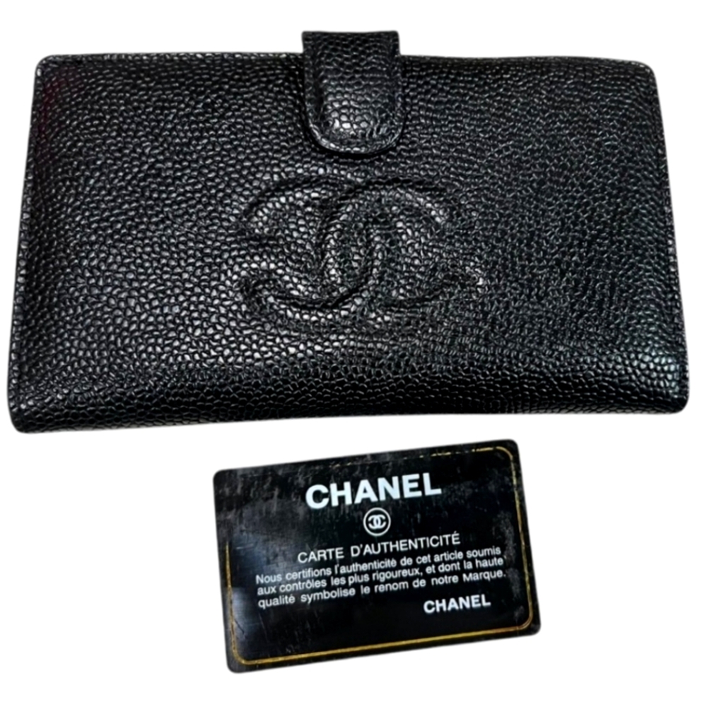 CHANEL Vintage Caviar Leather Kisslock Wallet w/ Authenticity Card, Dustbag, Box
